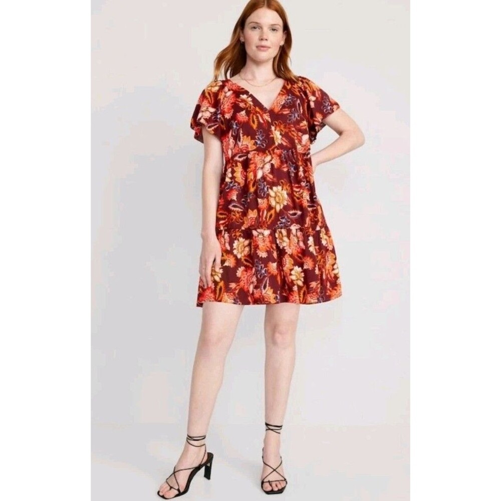Old Navy Women's Size Medium V-Neck Tiered Floral Mini Swing Dress NWT
